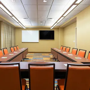 https://fairfield-inn-suites-louisville-downtown.hotels-louisville.com